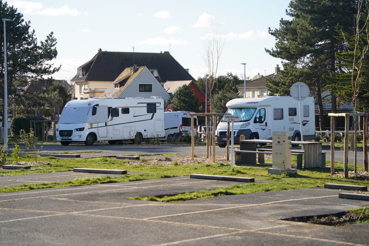 Aire de Camping Car Merville