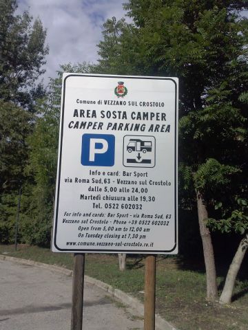 Area Sosta Camper Vezzano Sul Crostolo