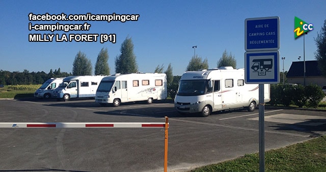 Aire de Camping-car Communale de Milly-la-Forêt