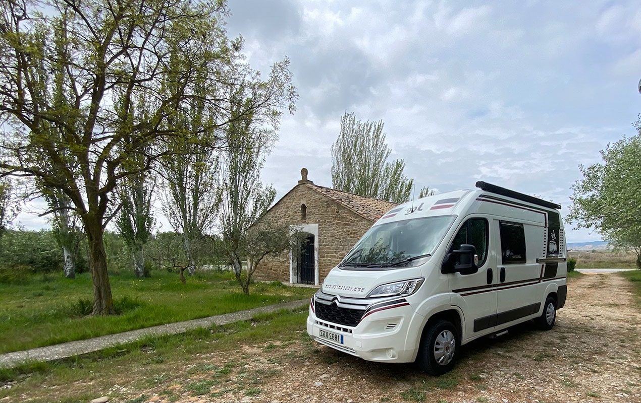Leo Camper Design