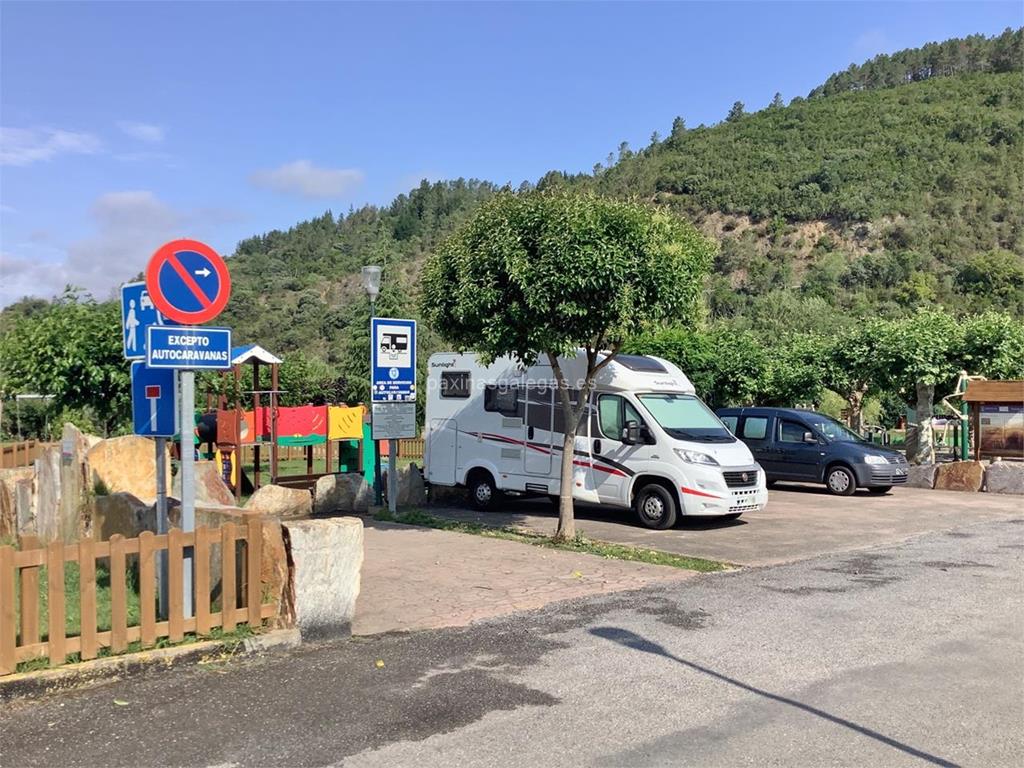 Área autocaravanas Pena de Mula