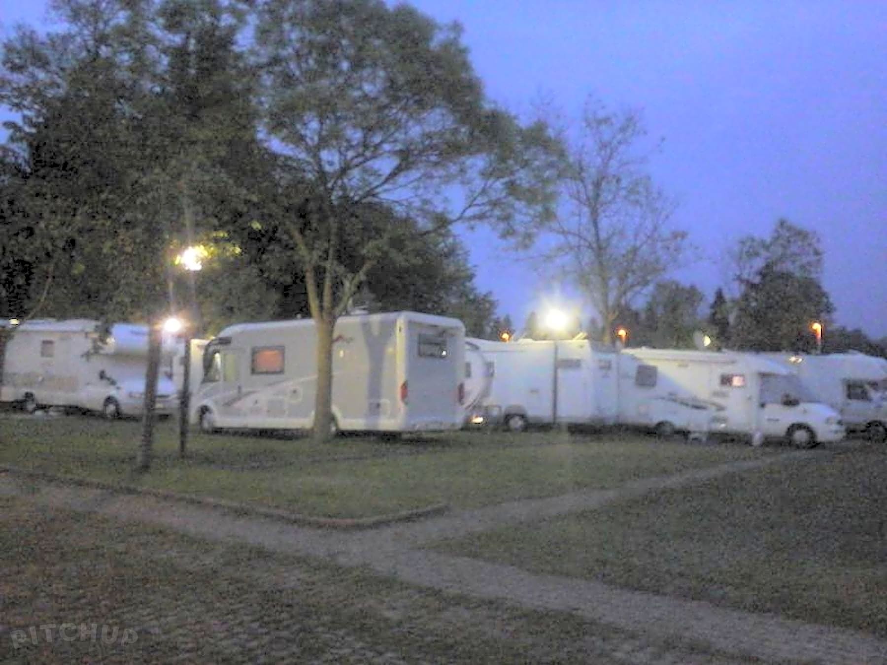 Area Sosta Camper - Alzano Lombardo