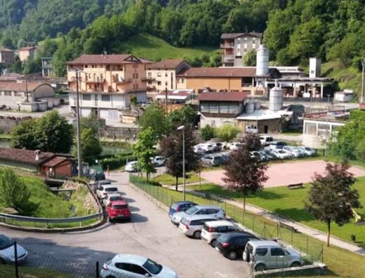 Area Sosta Camper - "Comunale" - Brembilla BG