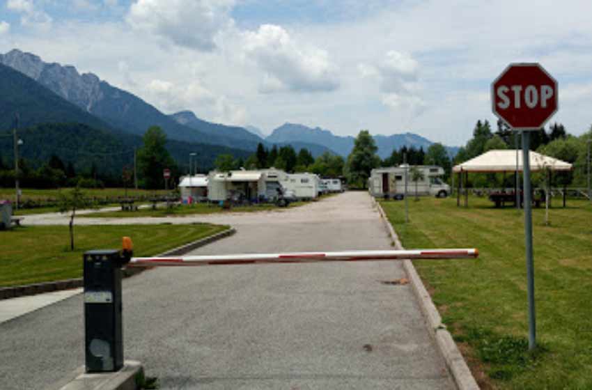 Area Attrezzata Fusine in Valromana