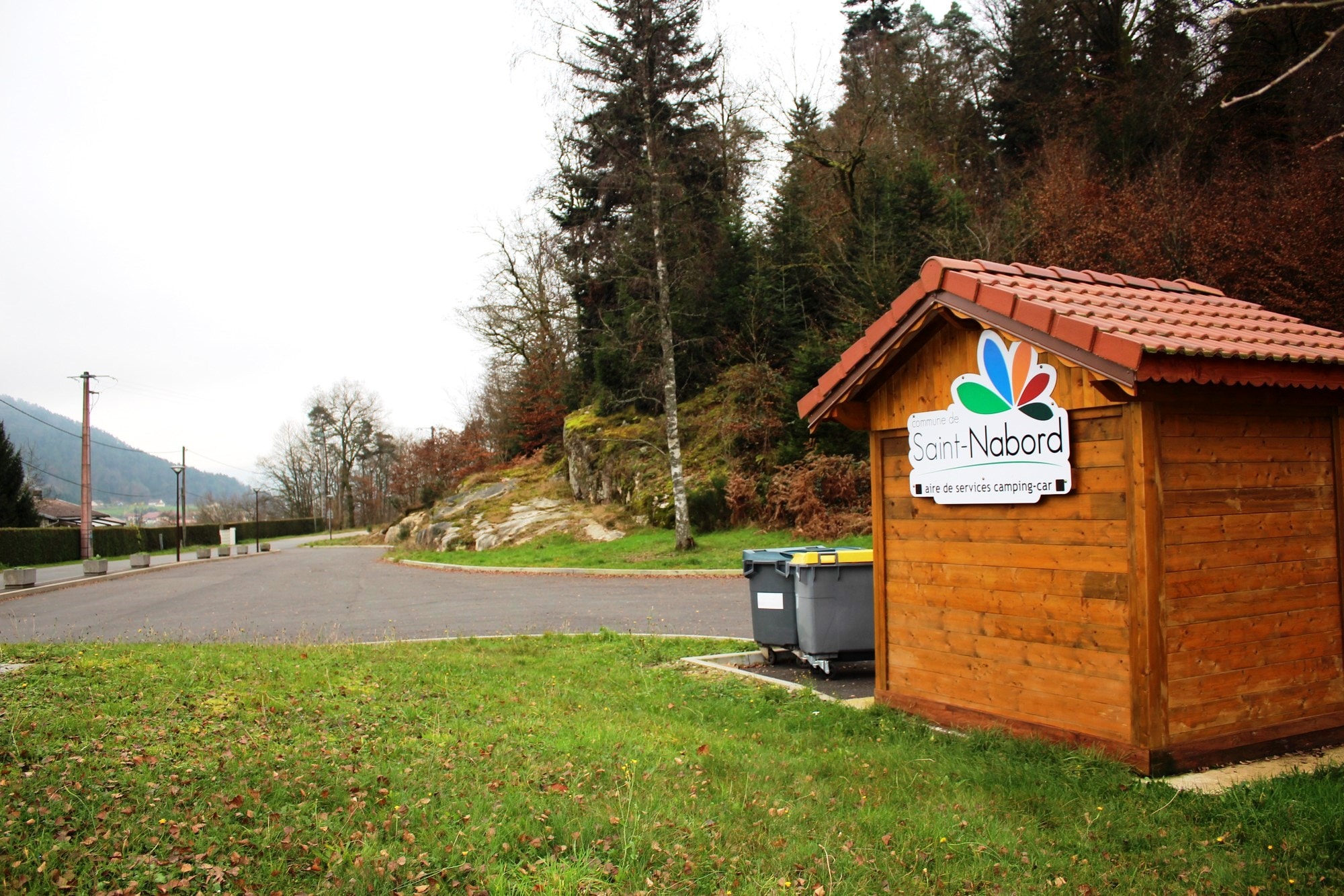 Aire camping-car St-Nabord
